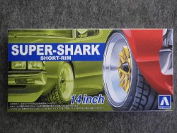 画像1: アオシマ 1/24 ザ チューンドパーツシリーズ No.92 スーパーシャーク 浅リム １４インチ