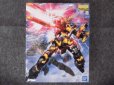 画像2: バンダイ 1/100 MG RX-0 ユニコーンガンダム２号機 バンシィ (2)