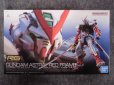 画像2: バンダイ 1/144 RG No.19 ガンダムアストレイ レッドフレーム (2)