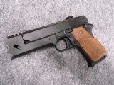 （１８歳以上用）マルイ ガスブローバックガン 千束の銃
