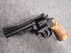 画像1: （１８歳以上用）タナカ ガスガン Ｓｍｉｔｈ＆Ｗｅｓｓｏｎ Ｍ１９ ４インチ コンバットマグナム Ｖｅｒ.３(ＨＷ)