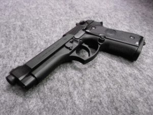 画像1: （１８歳以上用）マルイ ガスブローバックガン Ｍ９２Ｆ (1)