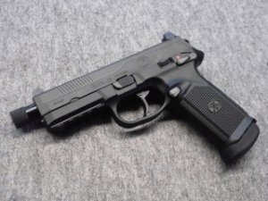 画像1: （１８歳以上用）マルイ ガスブローバックガン ＦＮＸ-４５ タクティカル（ＢＫ） (1)