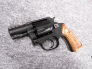 画像1: （１８歳以上用）タナカ ガスガン Ｓ＆Ｗ .３８ チーフスペシャル ２インチ スクエアバッド ショーカーモデルＶｅｒ.２（ＨＷ） (1)