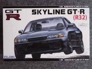 画像1: フジミ 1/24 インチアップシリーズ  No.ID-010 Ｒ３２ スカイライン ＧＴ-Ｒ (1)