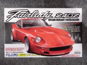 画像1: フジミ 1/24 インチアップシリーズ No.ID-143 ＮＩＳＳＡＮ フェアレディ ２４０ＺＧ ＨＳ-３０Ｈ フルワークス仕様 (1)