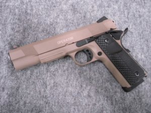 画像1: Ｃａｒｂｏｎ８ ＣＯ２ブローバックガン Ｍ４５ＤＯＣ  (1)