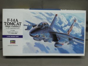 画像1: ハセガワ 1/72 航空機シリーズ No.E-03 Ｆ-１４Ａ トムキャット ハイビジ (1)