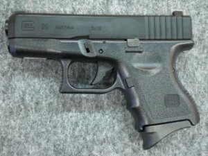 画像1: （１８歳以上用）マルイ ガスブローバックガン Ｇ２６ (1)